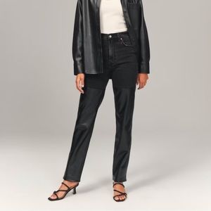 The 90s straight high rise Abercrombie jeans brand new with tags 26 short